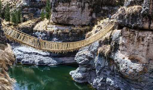 Foto-3-Bridge-Qeswachaka-quechua-communities-Cuzco.