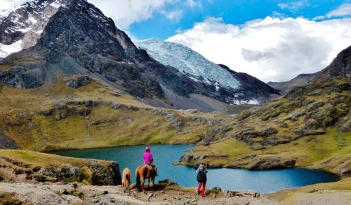 tour-7-lagunas-del-ausangate-cuzco-870x555